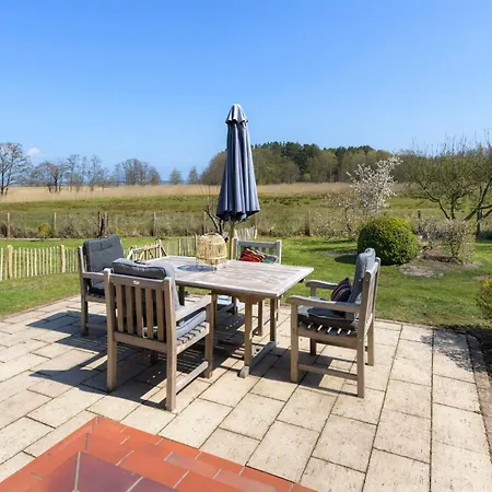 Pommernhaus Mit Seeblick, Sauna, Kamin, Ruderboot * Luckow (Mecklenburg-Vorpommern)