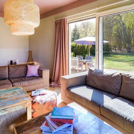 Holiday home Pommernhaus Mit Seeblick, Sauna, Kamin, Ruderboot Luckow (Mecklenburg-Vorpommern)
